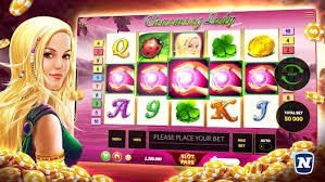Online Card Game Poker ကတ်များနှင့် ချစ်ပ်များ